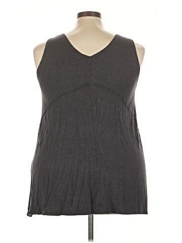 Weekend Suzanne Betro Sleeveless T-Shirt (view 2)