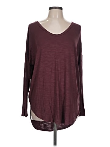 Old Navy 3/4 Sleeve T-Shirt (view 1)