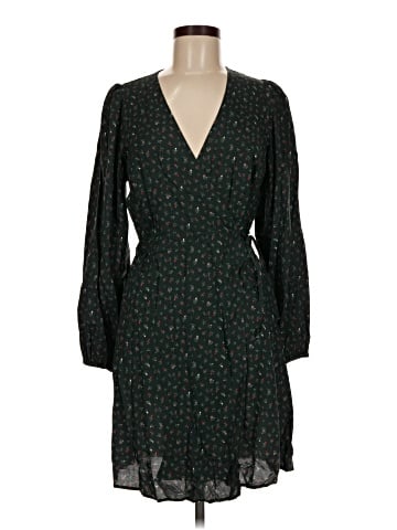 Old Navy Casual Dress (view 1)