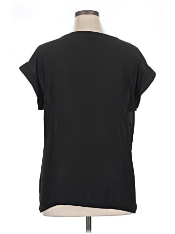 Worthington Short Sleeve Top (view 2)