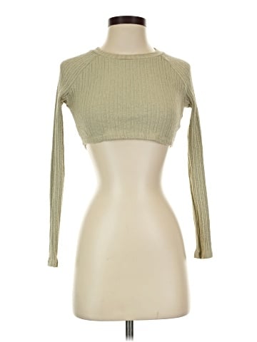 Urban Outfitters 3/4 Sleeve T-Shirt (view 1)