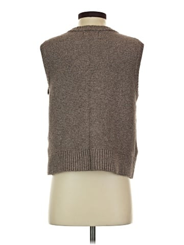 Old Navy Sleeveless Top (view 2)