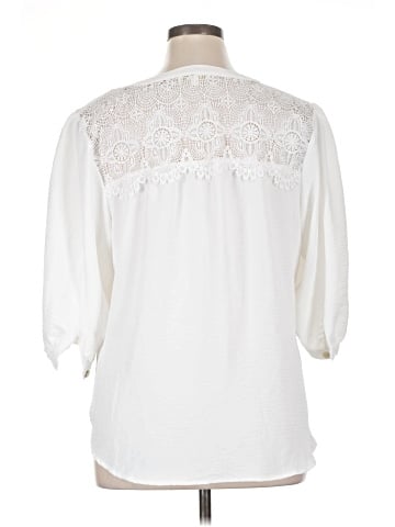 Fig & Flower 3/4 Sleeve Blouse (view 2)