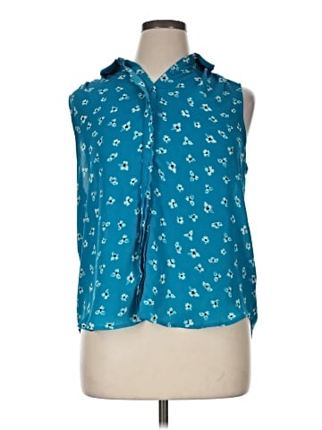 Elle Sleeveless Blouse (view 1)