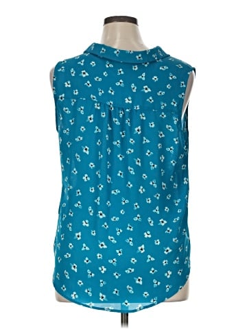 Elle Sleeveless Blouse (view 2)