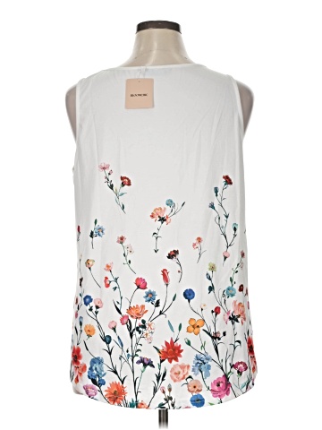 BLOOMCHIC Sleeveless T-Shirt (view 2)