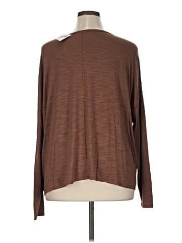 LUXE 3/4 Sleeve T-Shirt (view 2)