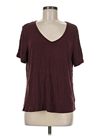 Old Navy Short Sleeve T-Shirt (view 1)