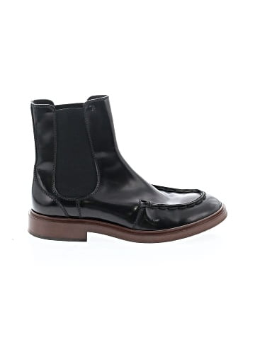 Tod's Ankle Boots (view 1)