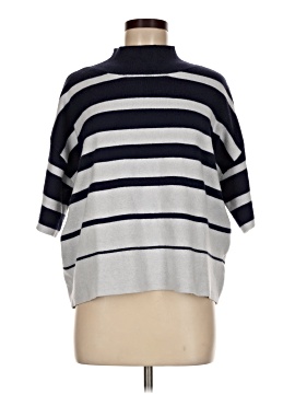 Maeve Poncho (view 1)