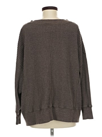 American Eagle Outfitters Pullover Sweater (view 2)