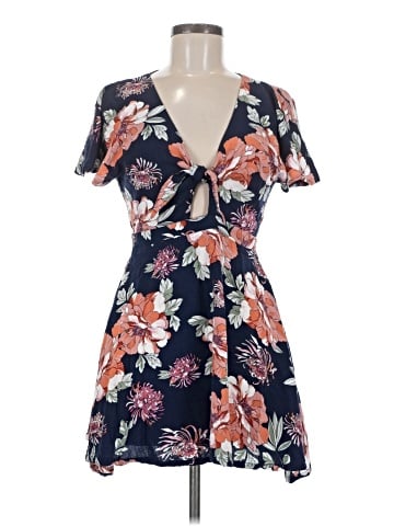 Lulus Casual Dress (view 1)