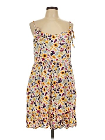 Old Navy Casual Dress (view 1)