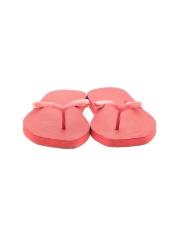 Unbranded Flip Flops (view 2)