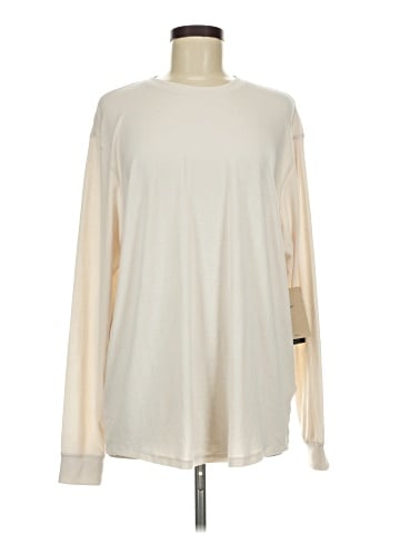 Nike Long Sleeve T-Shirt (view 1)