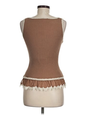 Kenar Sleeveless Top (view 2)