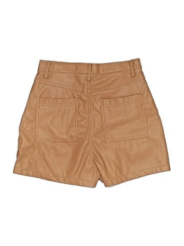 PrettyLittleThing Khaki Shorts (view 2)