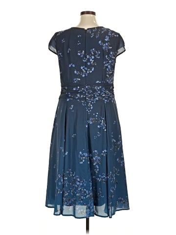 Wayward Fancies Casual Dress (view 2)