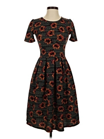Lularoe Casual Dress (view 1)