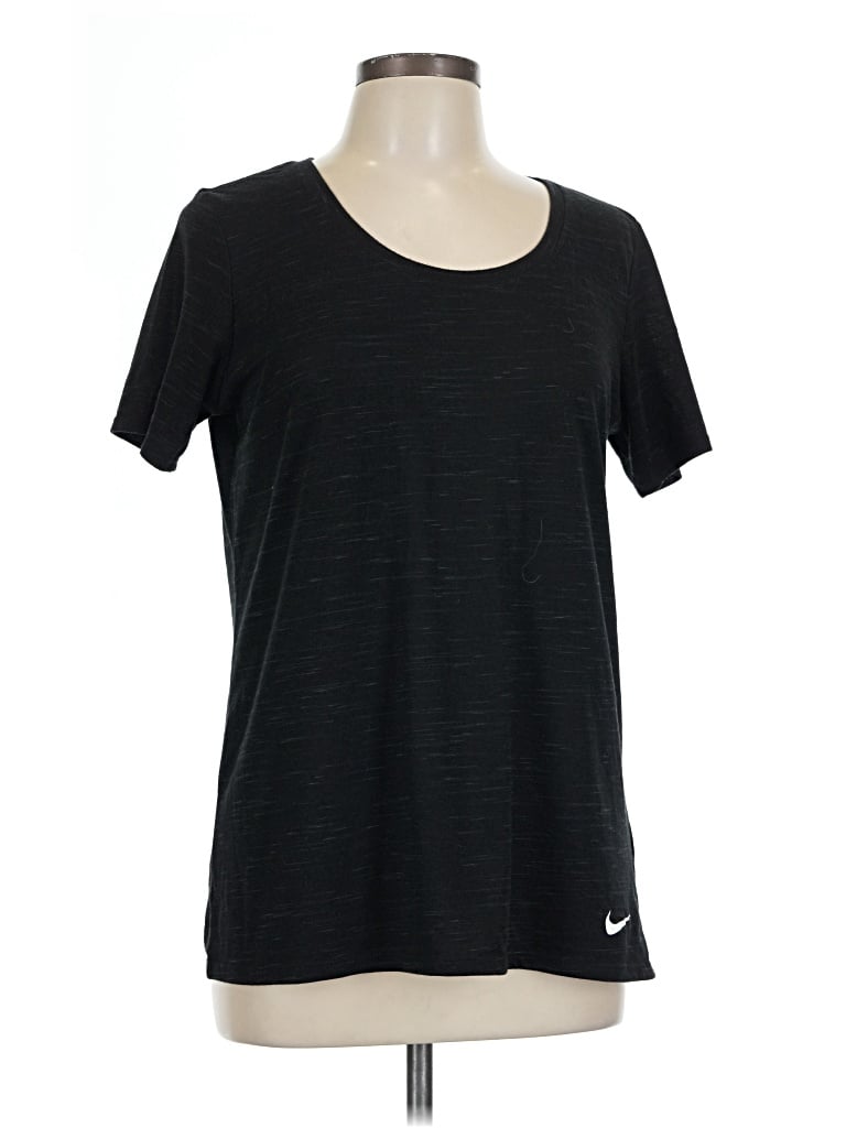 Pre-owned Nike Active T-shirt In Black