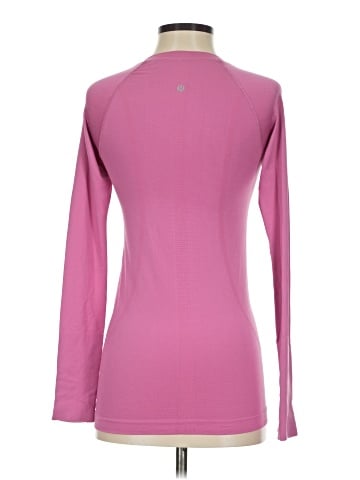 Lululemon Athletica Long Sleeve T-Shirt (view 2)