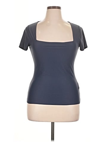 Abercrombie & Fitch Short Sleeve T-Shirt (view 1)