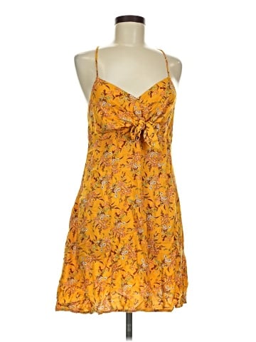 Xhilaration Casual Dress (view 1)