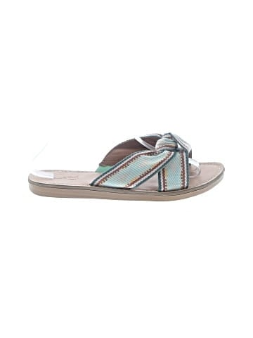 Universal Thread Sandals (view 1)