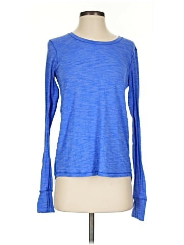 Lululemon Athletica Long Sleeve T-Shirt (view 1)