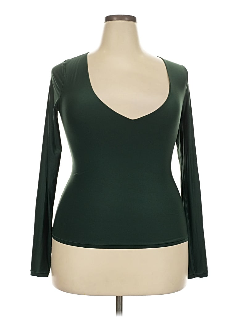 Pre-owned Aerie Long Sleeve T-shirt In Green