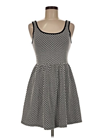 Everly Casual Dress (view 1)