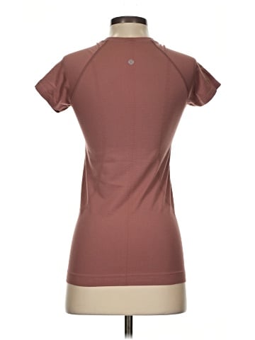 Lululemon Athletica Short Sleeve T-Shirt (view 2)