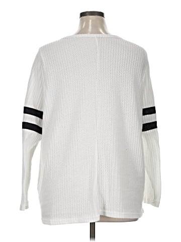 Shein Curve Pullover Sweater (view 2)