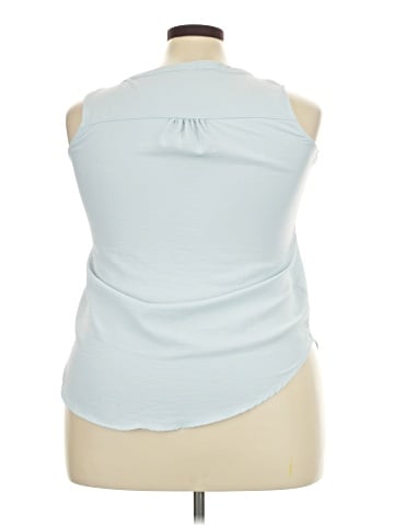 Maurices Sleeveless T-Shirt (view 2)