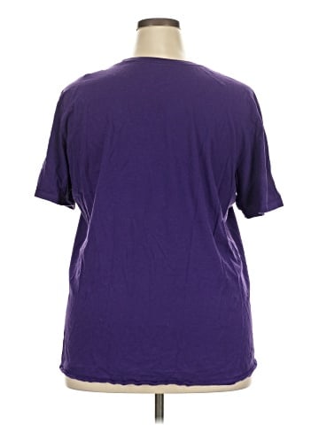 Nike Short Sleeve T-Shirt (view 2)