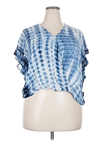 Ava James Sleeveless T-Shirt (view 1)