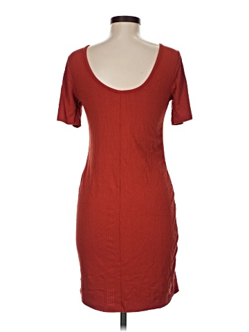Old Navy Casual Dress (view 2)