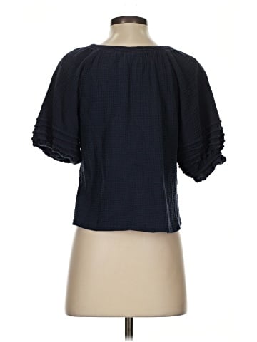 Oak & Trellis Short Sleeve Blouse (view 2)