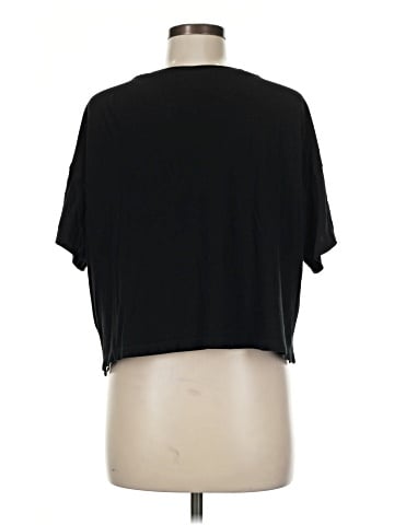 Old Navy Short Sleeve T-Shirt (view 2)