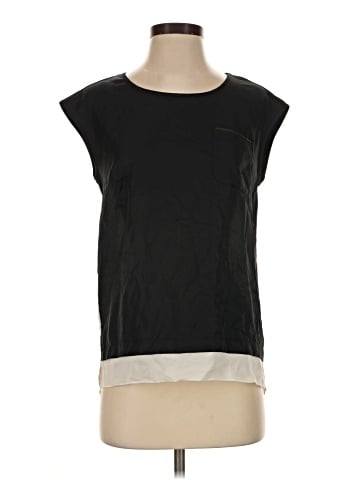 The Limited Short Sleeve Top (view 1)