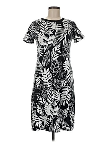 Old Navy Casual Dress (view 1)