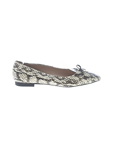 Coach Flats (view 1)