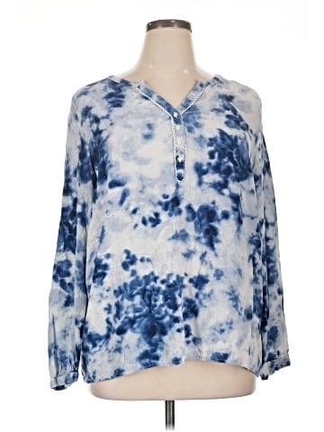 Relativity 3/4 Sleeve Blouse (view 1)