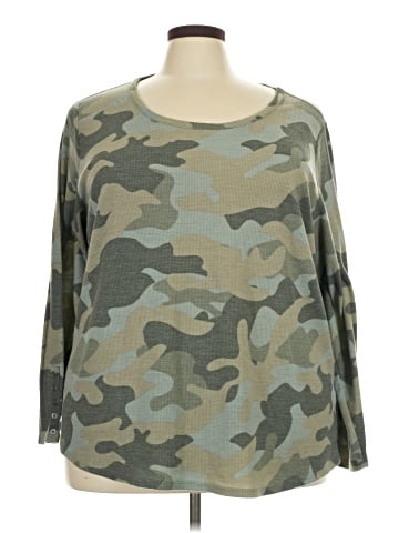 24/7 Maurices Long Sleeve T-Shirt (view 1)