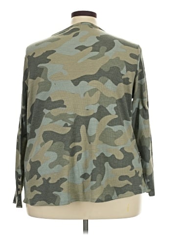 24/7 Maurices Long Sleeve T-Shirt (view 2)