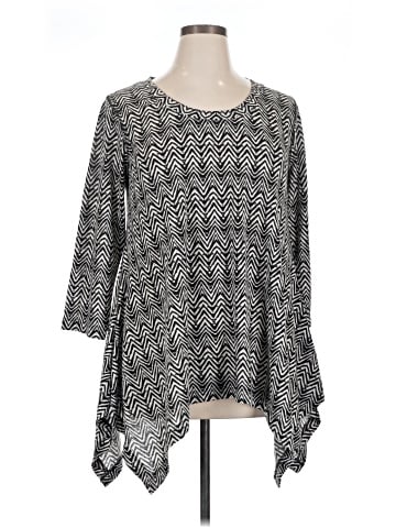 Chelsea & Theodore Pullover Sweater (view 1)