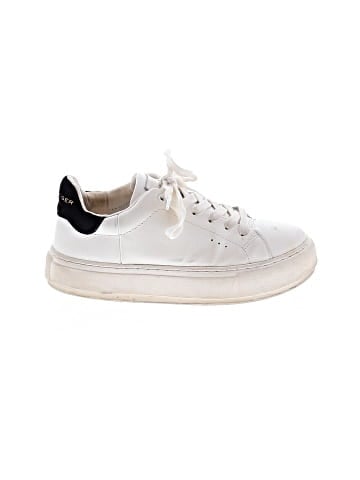 Kurt Geiger Sneakers (view 1)
