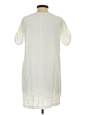 Old Navy Casual Dress (view 2)