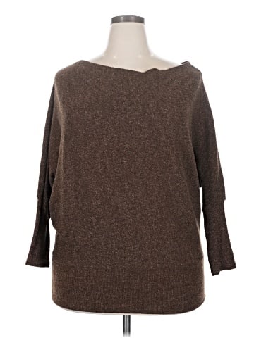 emerald 3/4 Sleeve Top (view 1)