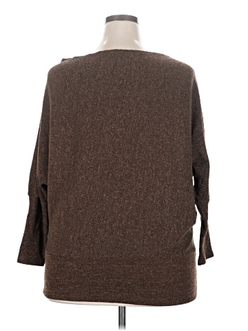 emerald 3/4 Sleeve Top (view 2)